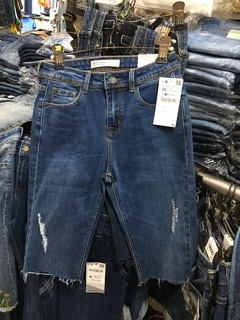 jeans lửng gối