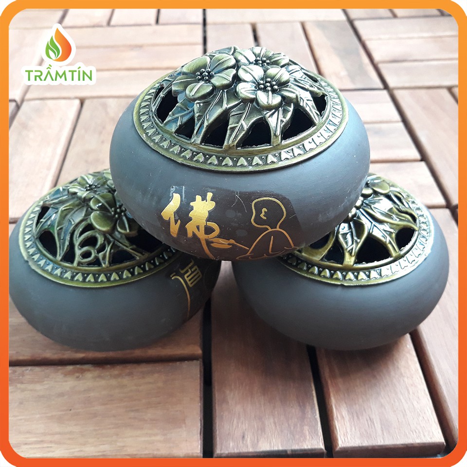 Lư xông trầm chất liệu gốm nâu