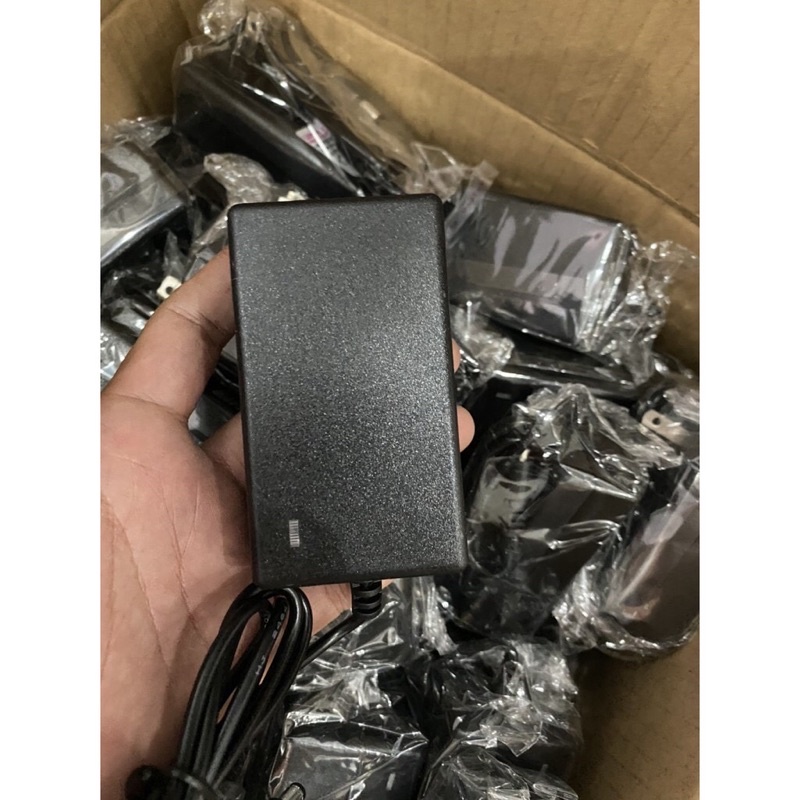 Sạc 4S 16.8V 2A dùng cho pin Li-ion, sạc máy khoan có đèn báo đầy.