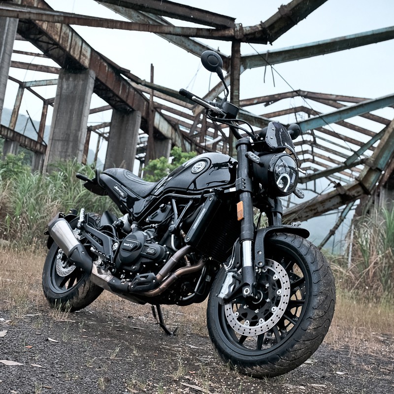 Kính Chắn Gió Không Khung Gắn Phía Trên Đèn Pha Dành Cho Xe Mô Tô Benelli Leoncino 250 500