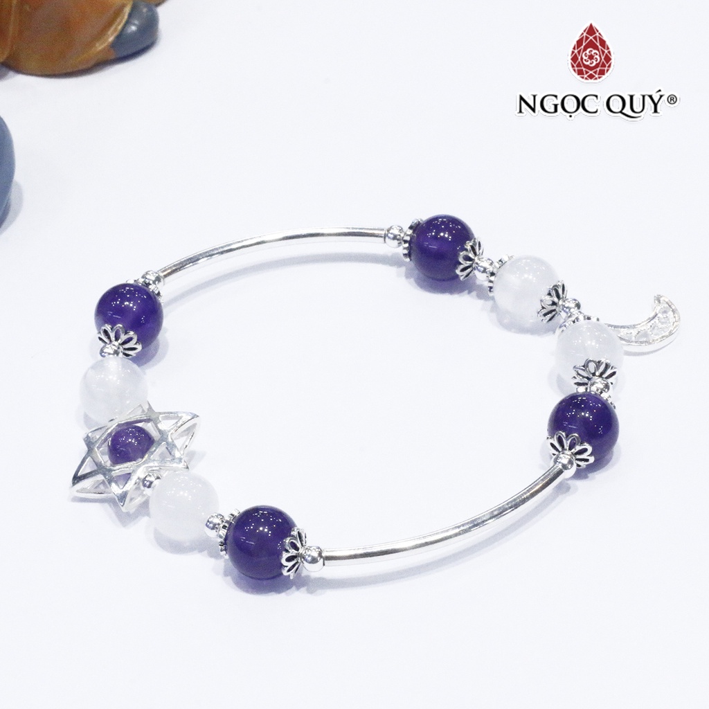 Vòng TA ưu linh trắng phối TA tím charm bạc - Ngọc Quý