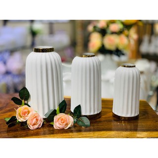 lọ hoa sứ Bát Tràng viền vàng( dáng lồng chim)