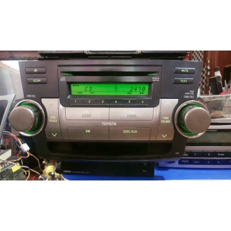 2008 2009 2010 TOYOTA HIGHLANDER Radio AUX CD.
