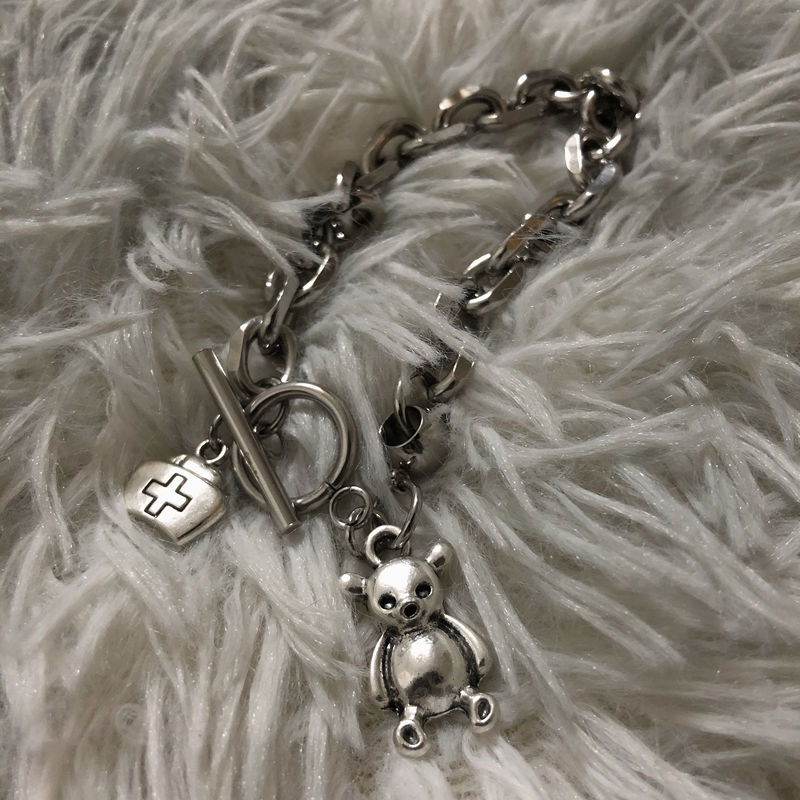 Vòng Tay Hợp Kim Hình Gấu Xinh Xắn Cho Nữ