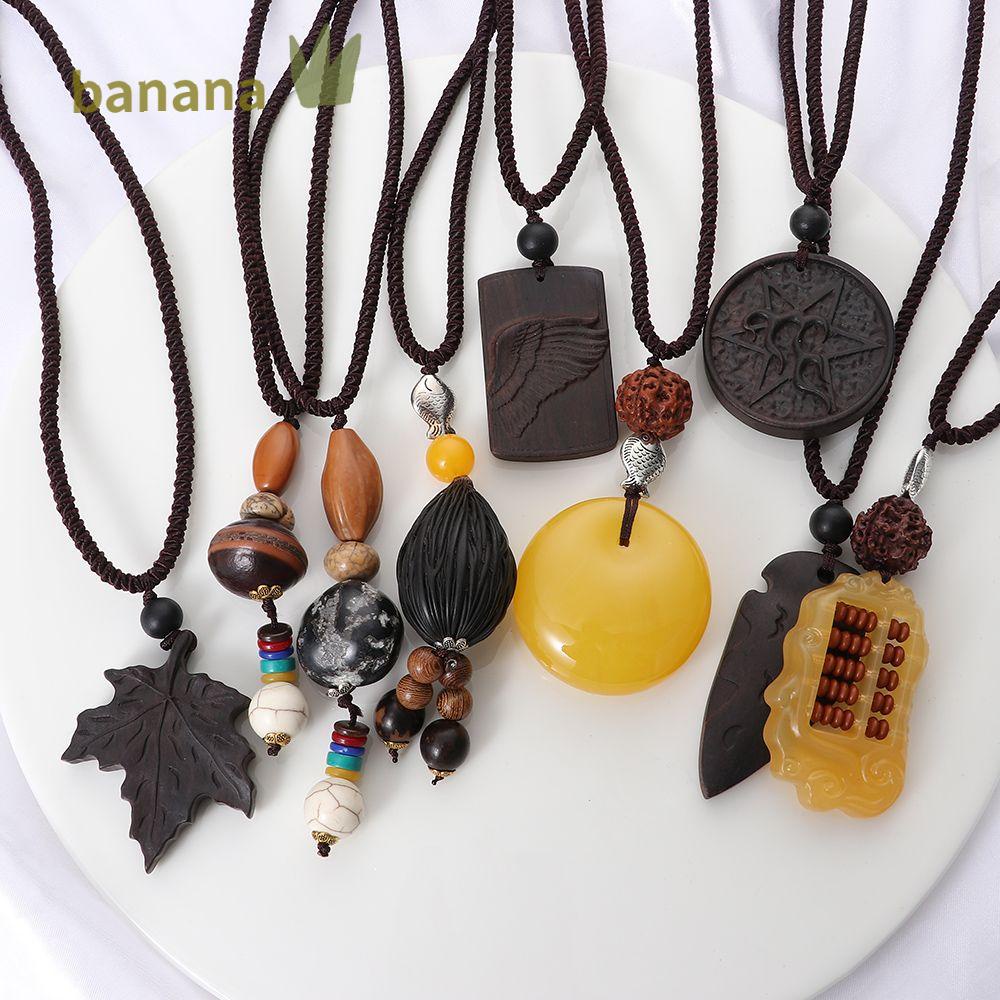 Vòng cổ Handmade Đính Hạt Gỗ Hình Quả Chuối/Cá Phong Cách Phật Giáo Nepal Cổ Điển