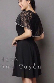 Đầm xoè phối ren