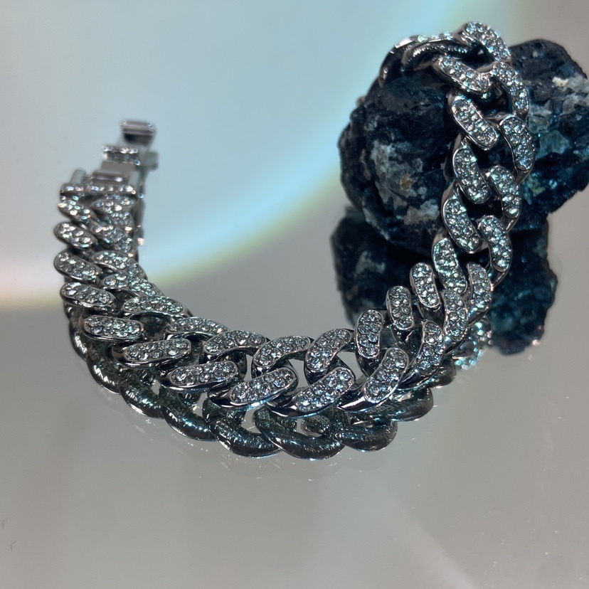 Vòng Tay Đính Đá Toàn Bộ Phong Cách hip hop Thời Trang Cho Nam Và Nữ