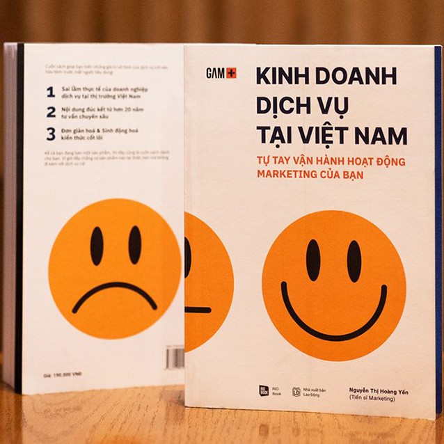 Sách - Kinh Doanh Dịch Vụ Tại Việt Nam - Tự Tay Vận Hành Hoạt Động Marketing Của Bạn