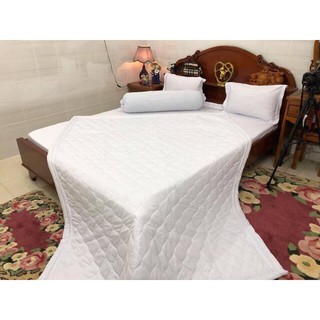 Ruột chăn hè trần ô trám hàng khách sạn