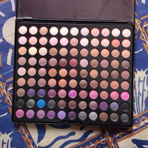 Bảng phấn mắt và má các loại - bh cosmetics | BigBuy360 - bigbuy360.vn