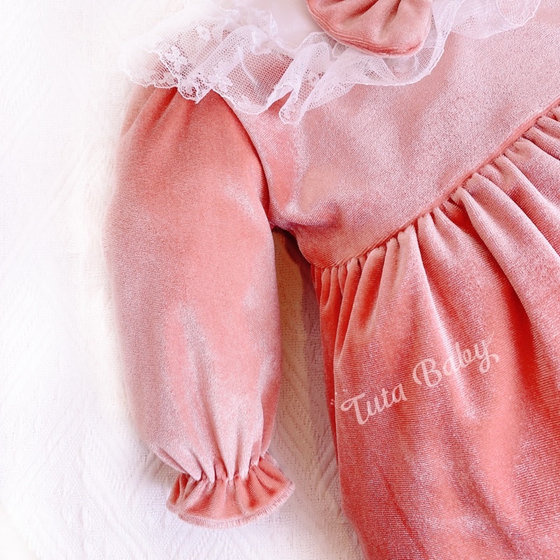 Váy Bé Gái Nhung Hồng Cổ Nơ Phối Ren Siêu Xinh FREESHIP Váy Thu Đông Thiết Kế Cho Bé 7 đến 22kg