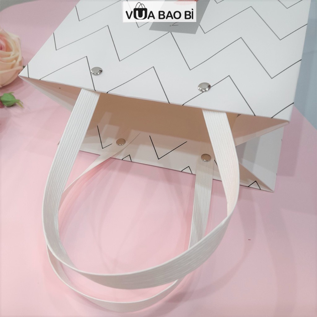 Túi giấy đựng quà kiểu Nhật Bản trang nhã hình chữ nhật màu xám/trắng VUA BAO BÌ
