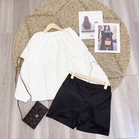 Sét Áo Sơ Mi  Bèo Lá To Mix Quần Short Satin