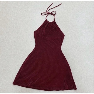 S+Dress | Đầm Nhung yếm xẻ