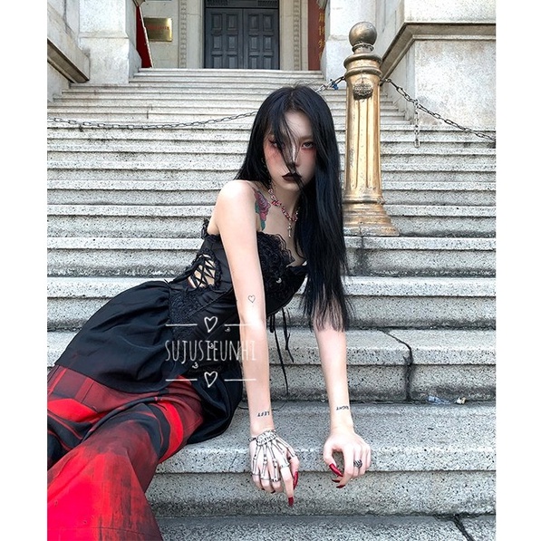 Vòng tay đính liền 5 chiếc nhẫn hình bộ xương gothic- phụ kiện hóa trang cosplay ma quỷ, punk