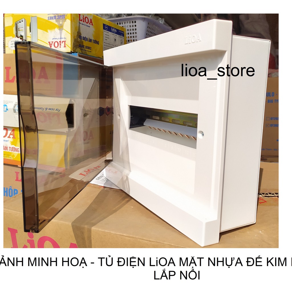 TỦ ĐIỆN MẶT NHỰA ĐẾ KIM LOẠI LiOA LOẠI 8 ÁT ĐƠN.