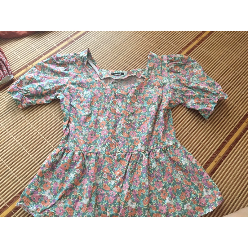 Áo hoa dáng peplum
