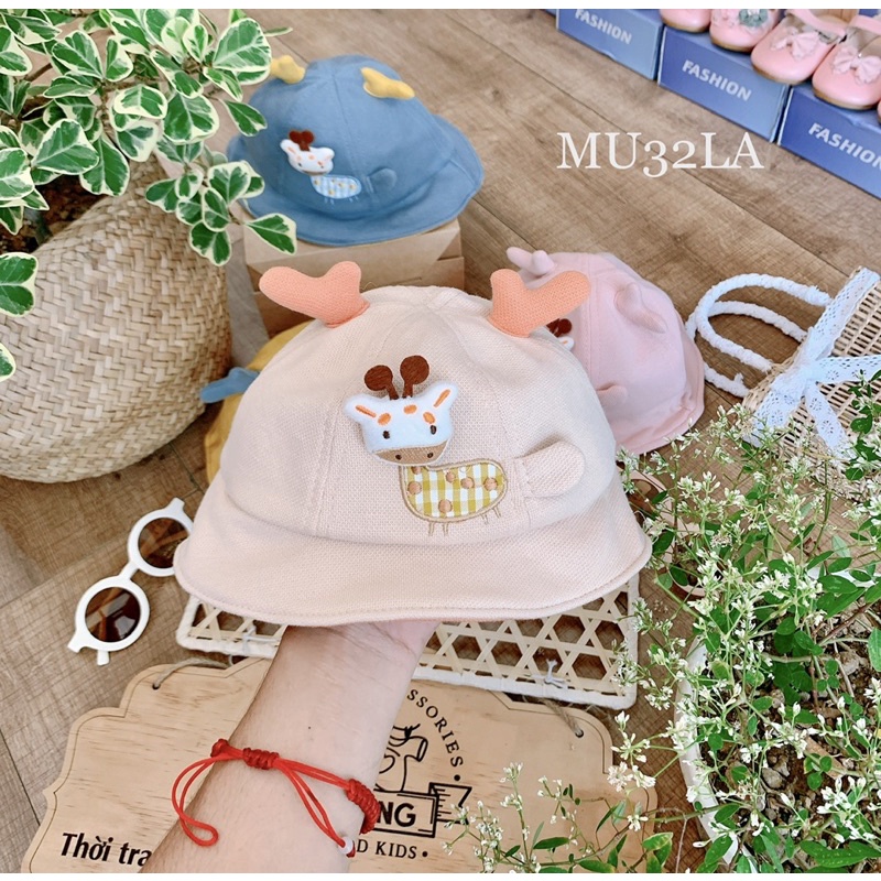 Mũ vành ngắn hươu