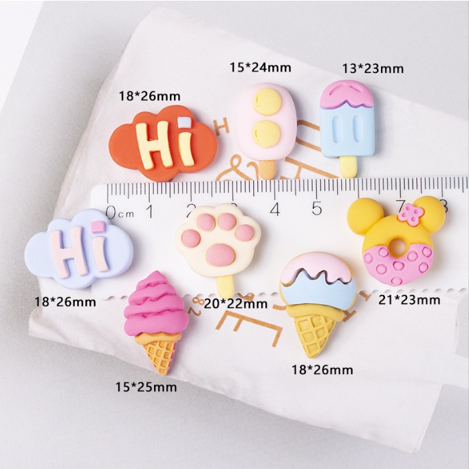 Các mẫu Jibbitz sticker gắn dép Crocs hình que kem chân mèo, kem ốc quế, chữ Hi