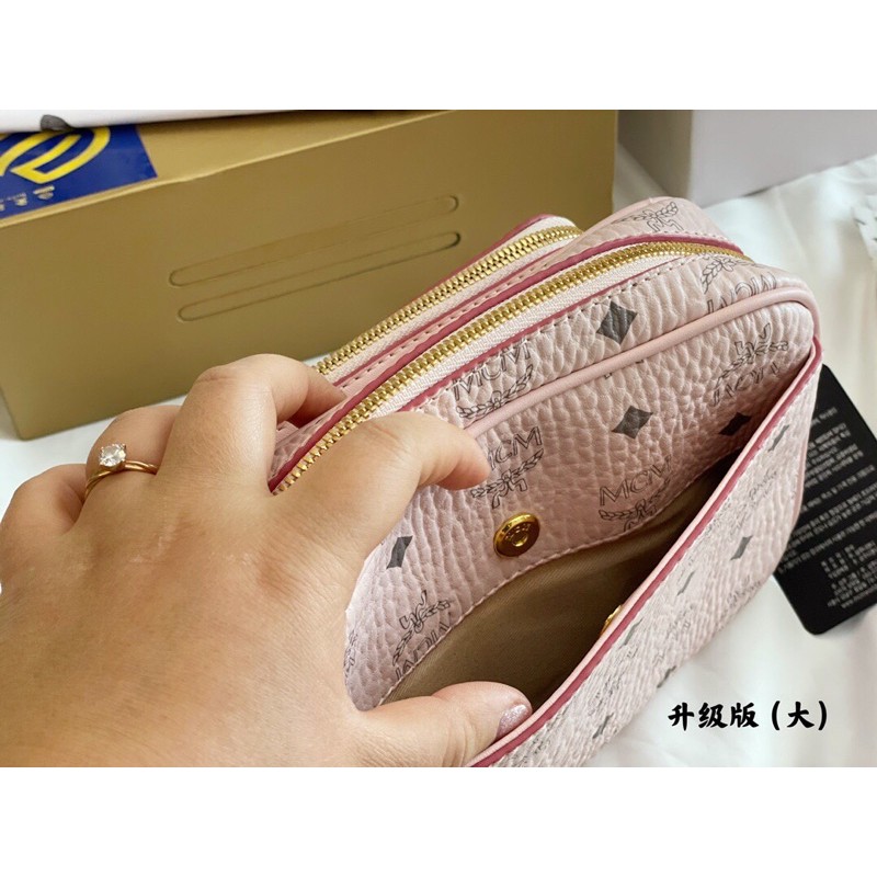 Túi đựng máy ảnh da in logo dây đeo to bằng vải MCM