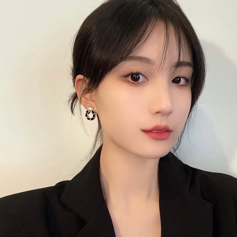 Bông tai hình nơ trái tim màu đen bằng bạc 925 thời trang thu đông cho nữ