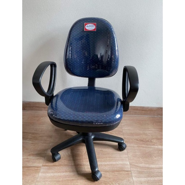 Ghế xoay văn phòng Hòa Phát SG550 màu xanh đậm