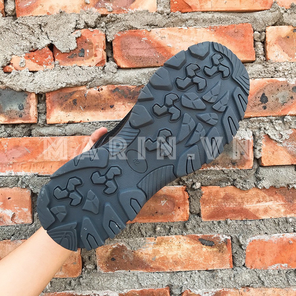 Giày bảo hộ lao động GT118 dáng thể thao màu đen | BigBuy360 - bigbuy360.vn