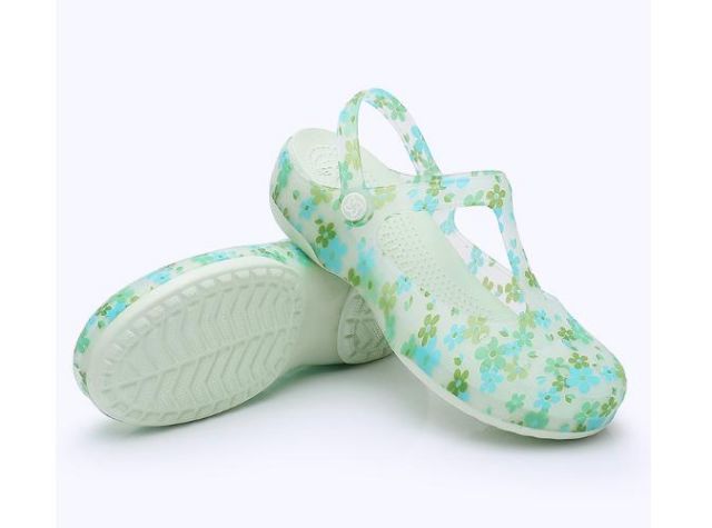 Cross nữ, giày nhựa đi mưa Veblen hoạ tiết nhỏ xinh | BigBuy360 - bigbuy360.vn