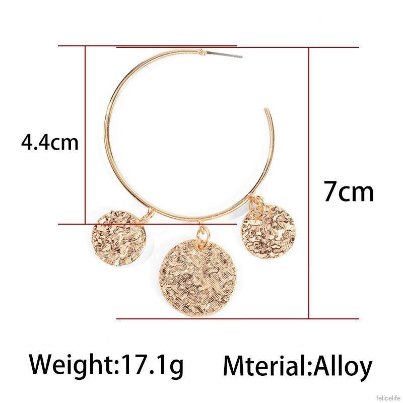 Hoa tai dáng tròn phong cách retro