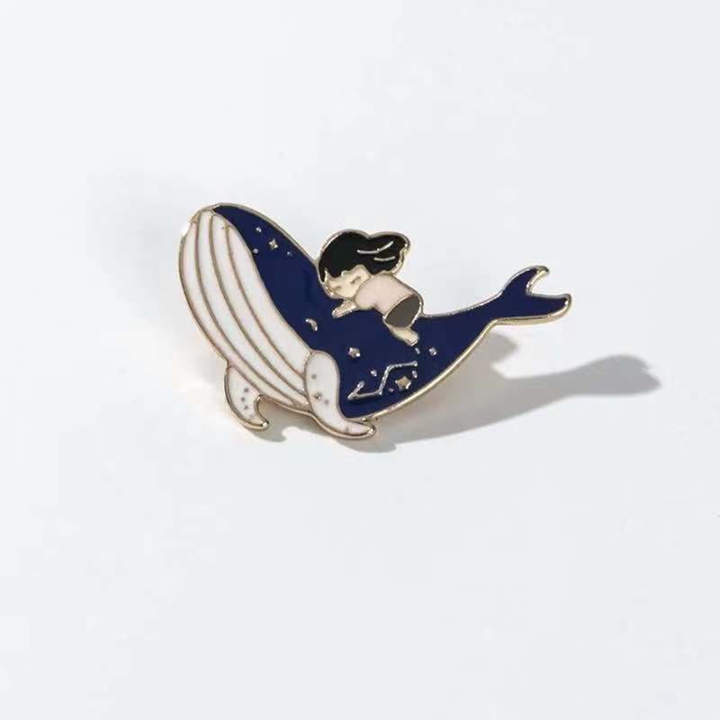 Ghim Cài Áo Hình Cá Voi Và Cô Gái Phong Cách Halloween