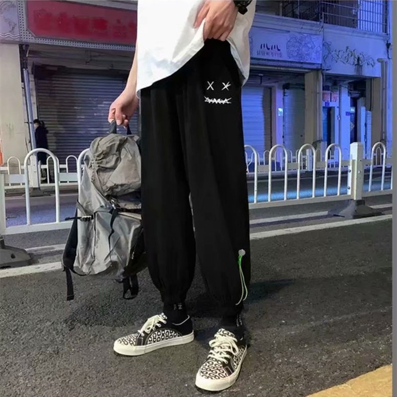Quần ống rộng in họa tiết hoạt hình phong cách Hàn Quốc thời trang cho nam