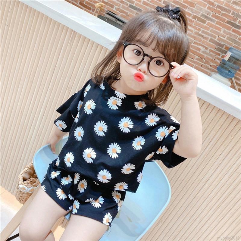 Bộ Áo Thun Cộc Tay In Hình Hoa Cúc + Quần Short Cho Bé