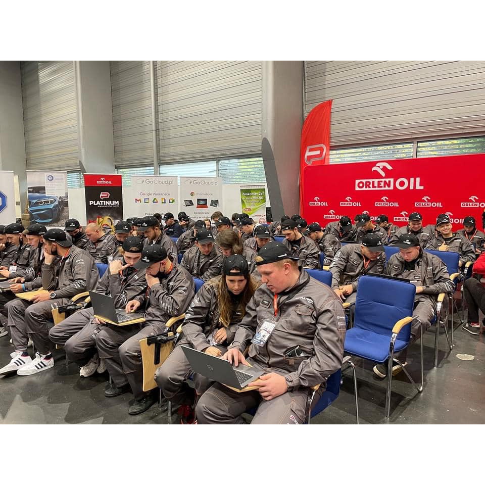 Dầu nhớt tổng hợp Orlen Plantium Rider Racing 5w40