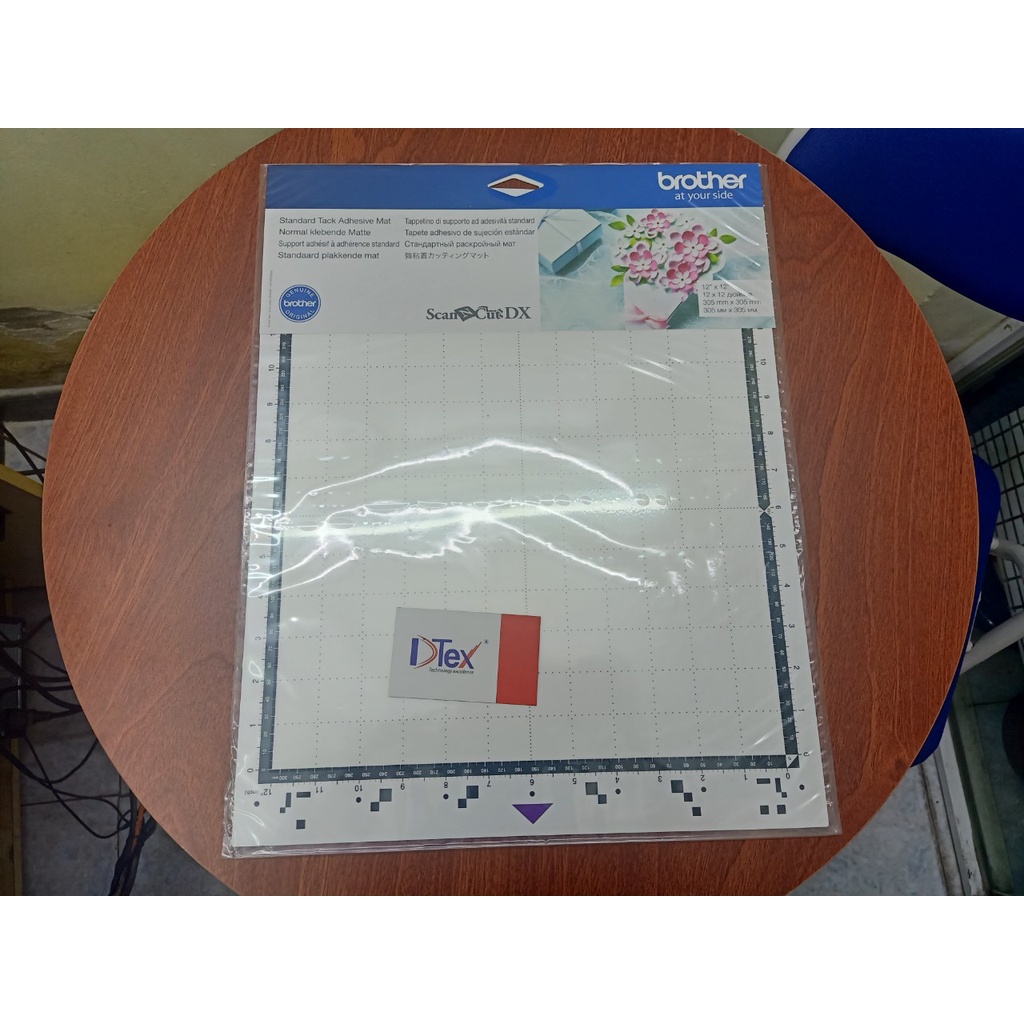 Tấm lót độ bám dính thấp và tiêu chuẩn 12”x12”   dùng cho máy cắt đa năng Brother ScanNCut SDX1200