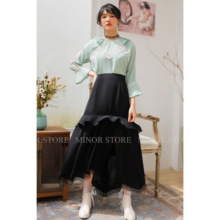 Chân váy đen dài xẻ đùi 2 tầng