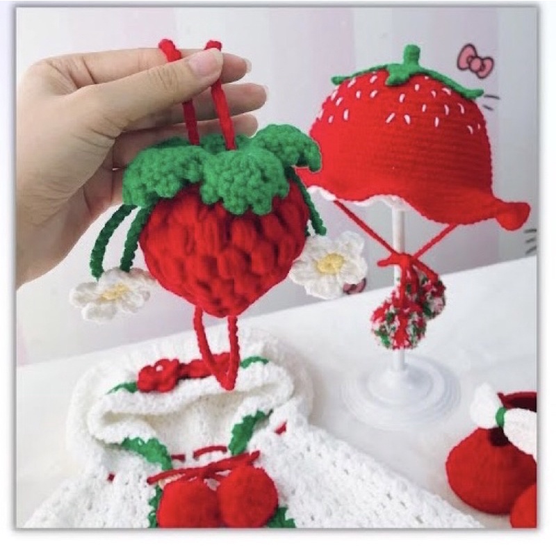 Túi rút hình dâu tây bằng len