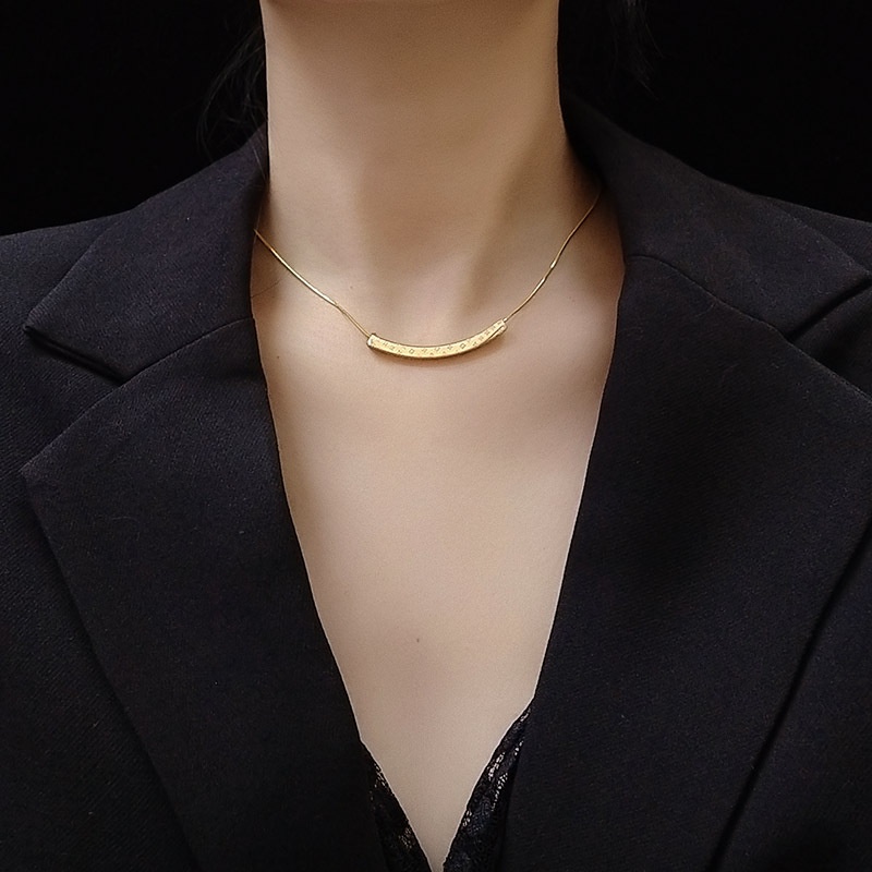 Dây chuyền titan nữ không gỉ mạ vàng 18k thiết kế thời trang trẻ trung trang sức titan mẫu mới