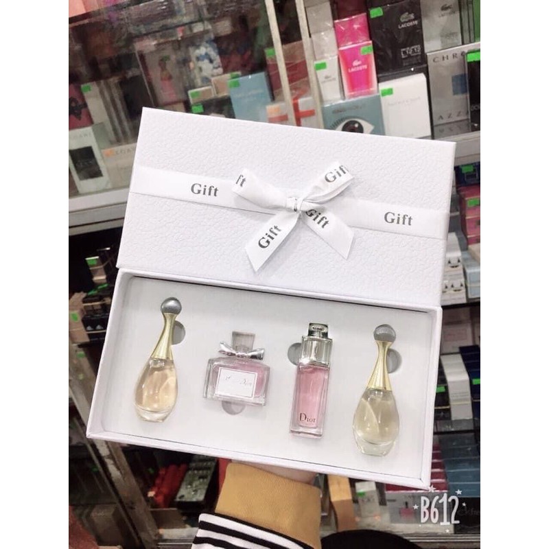Set nước hoa 4 chai mini 𝐃𝐈𝐎𝐑