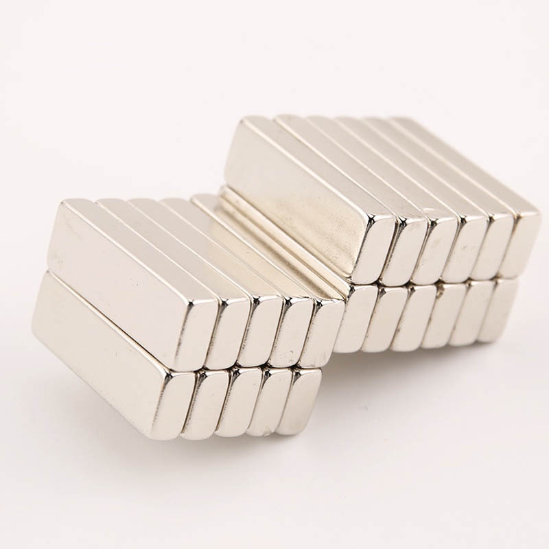 Nam châm chữ nhật kích thước 30x10x5mm N42