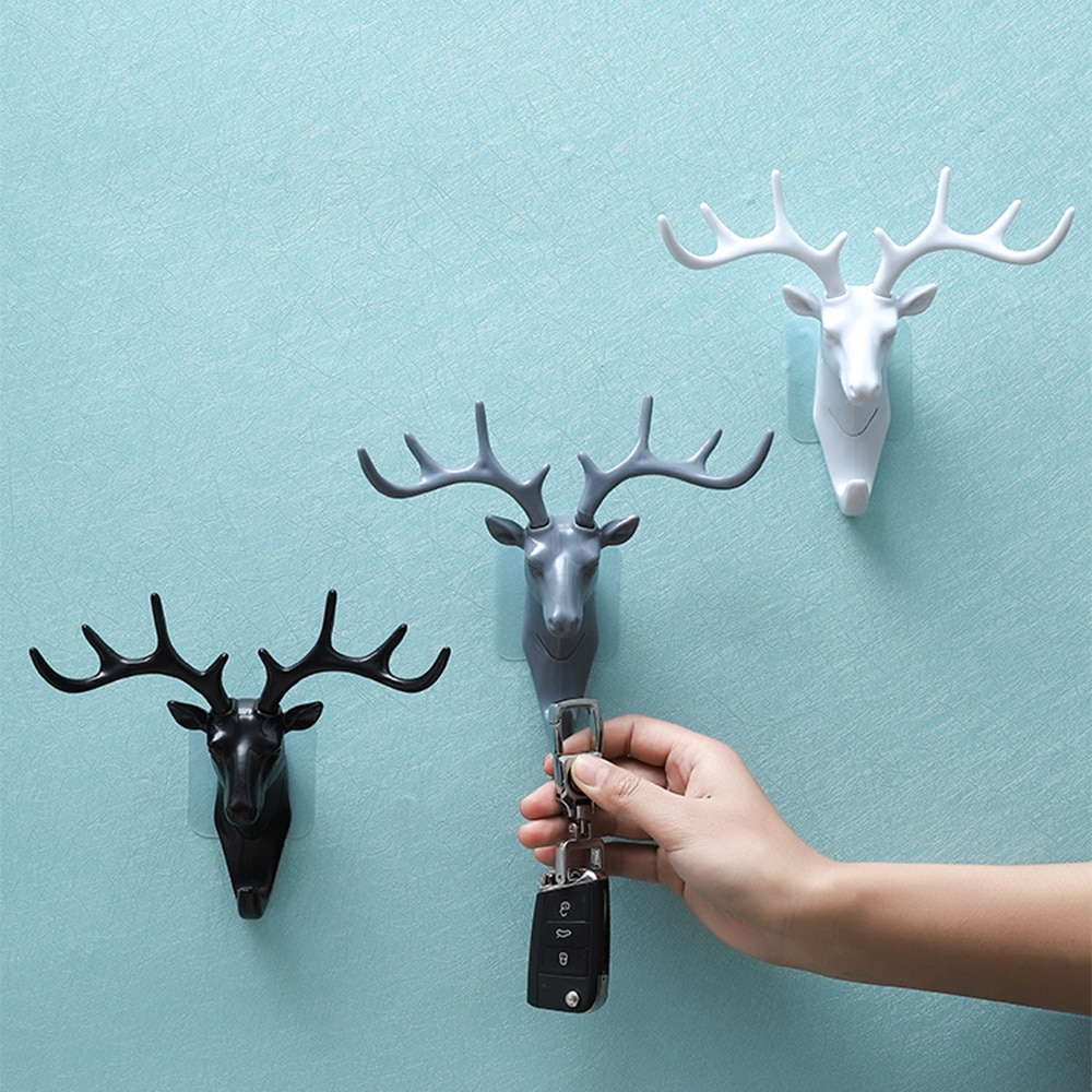 Unique three-dimensional deer head wall hanger