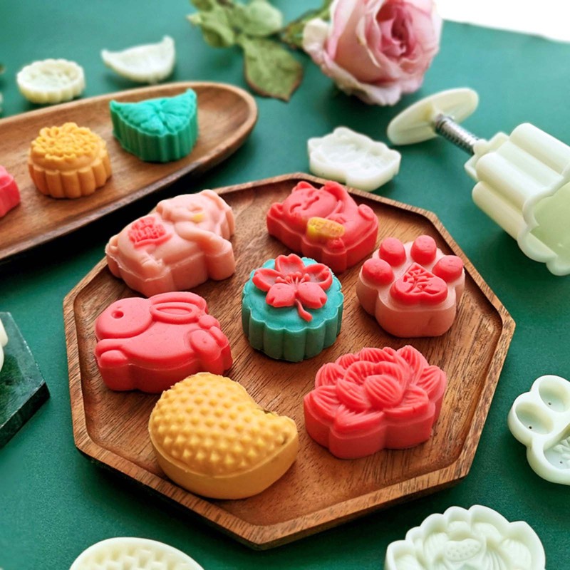 Khuôn Cắt Bánh Hình Bánh Trung Thu 50g