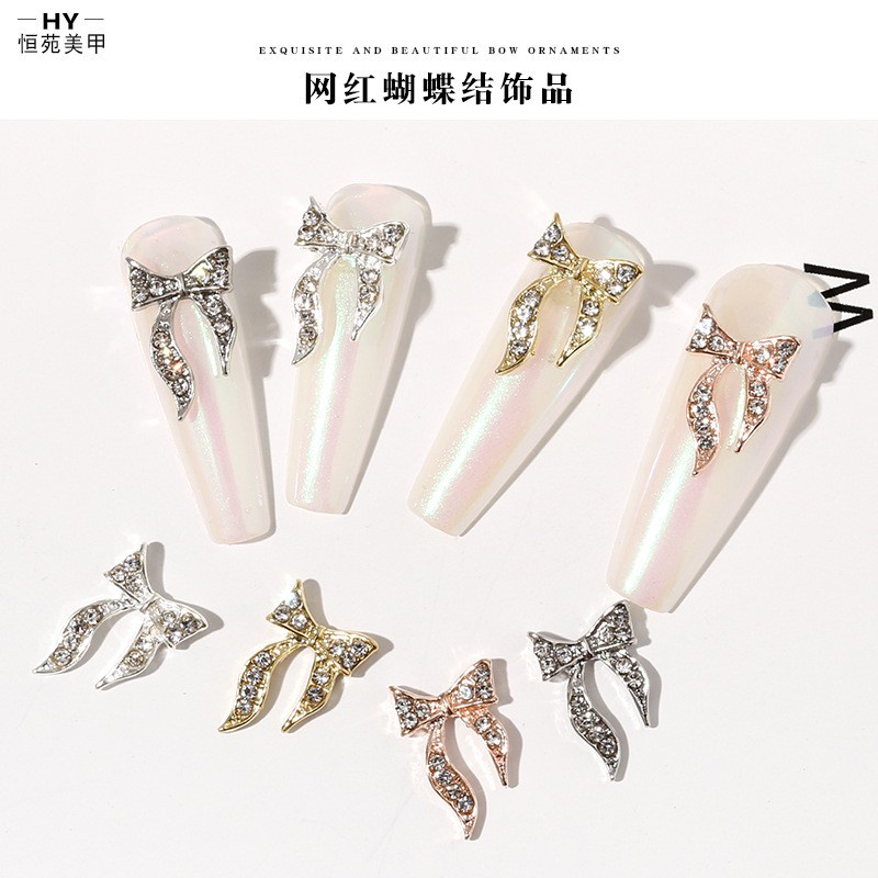[Hàng mới về] Phụ kiện hình nơ lấp lánh bằng hợp kim màu bạc/ vàng đính móng xinh xắn