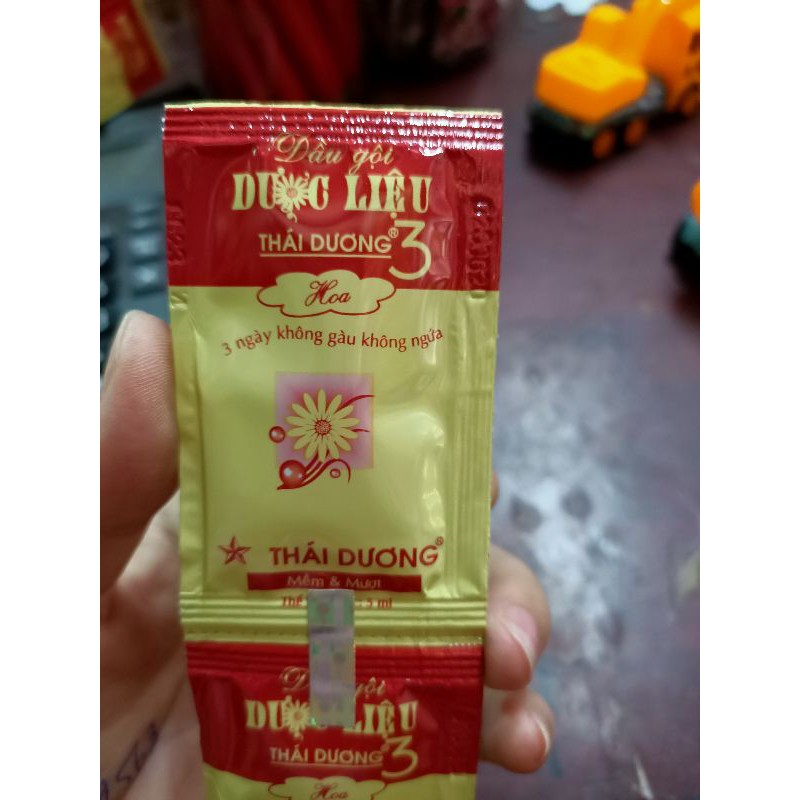 Dầu Gội Thái Dương dây 10 gói