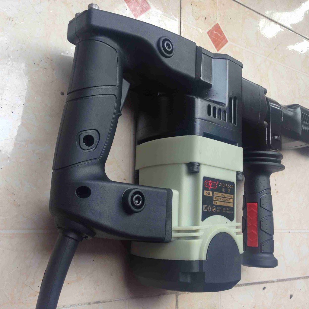 MÁY ĐỤC BÊ TÔNG HUGONG 556