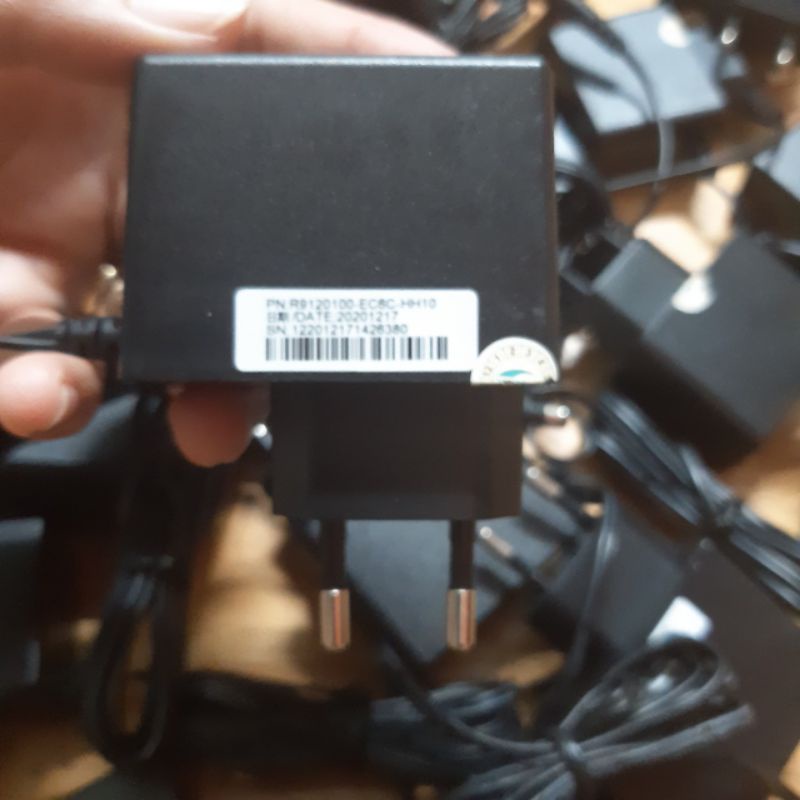 Nguồn 12V-1A cũ. Adapter 12V-1A Viettel cũ.Nguồn Viettel bóc thiết bị.