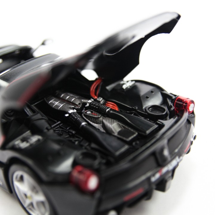 MÔ HÌNH XE FERRARI LAFERRARI APERTA BLACK 1:24 BBURAGO