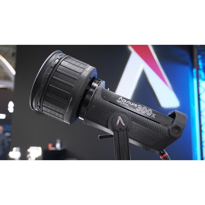 Đèn trợ sáng quay phim Aputure LS 300X