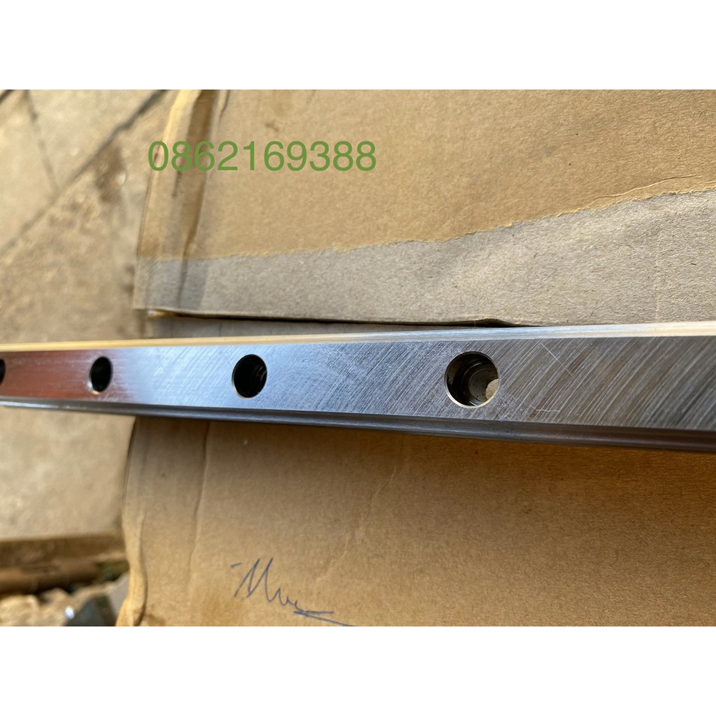 Ray trượt vuông 15 HGR15 - Tiêu chuẩn Hiwin