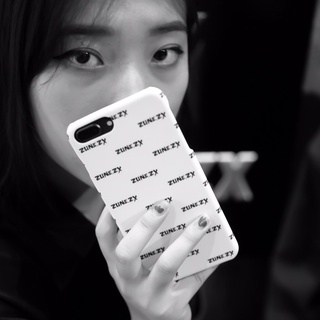 Ốp lưng iphone thiết kế nhựa cứng màu trắng - Signature Zune Case