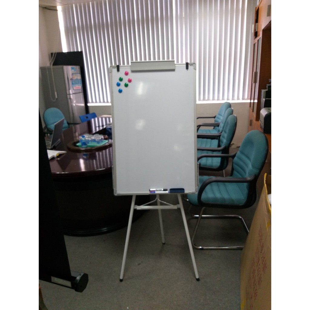 [Giá Hủy Diệt] Bảng Flipchart A Cao Cấp kt 60 x 90cm. Tặng 3 bút dạ, 1 bông lau, 6 nam châm. Kẹp giấy a1